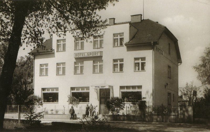 Hotel GOLFI Poděbrady - historické foto